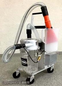新たに開発した「嘔吐物回収機」の試作機（東日本環境アクセス提供）