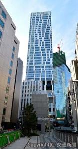 周辺と調和する渋谷ストリーム外観
