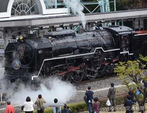 １年３カ月ぶりに京都鉄道博物館にお目見えした「Ｃ62２号機」（京都鉄道博物館提供）