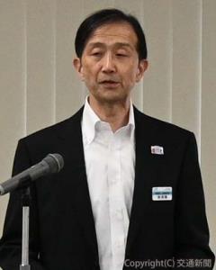 あいさつする髙須賀委員長（ＪＲ四国提供）