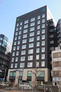 「銀座キャピタルホテル萌木（もえぎ）」の外観（はとバス提供）
