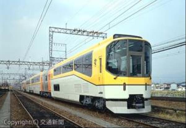 交通新聞 電子版｜近鉄 伊勢参拝に便利な臨時列車 団体専用車両「楽」を使用 ＧＷに