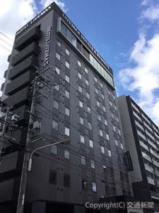 竣工した「広島二葉の里ＮＫビル」の外観（ＪＲ西日本不動産開発提供）