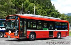 報道公開されたＢＲＴ新車両（ＪＲ盛岡支社提供）
