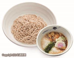 季節限定販売される「新潟県産なめこととろろのつけ蕎麦（そば）」のイメージ（日本レストランエンタプライズ提供）