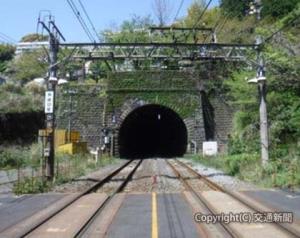 土木遺産に認定された丹那トンネル（熱海側の坑口）＝ＪＲ東海提供＝