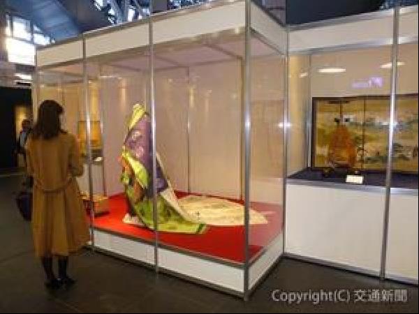 交通新聞 電子版 ｊｒ西日本 京都駅ビル開発 企画展 京都美風 御所文化 典雅の世界 を開催