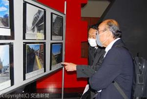 開催中の「鉄道土木写真展」