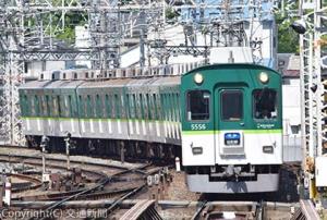 運転開始50周年を迎える５０００系（京阪電気鉄道提供）