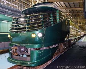 14日から運転再開する「ＴＷＩＬＩＧＨＴ　ＥＸＰＲＥＳＳ　瑞風」＝ＪＲ西日本提供＝