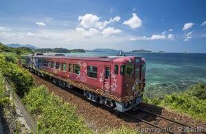 長門湯本温泉への誘客促進に向け、観光列車「○○のはなし」用車両を使って「ゆずきち号」を運転する（ＪＲ西日本提供）