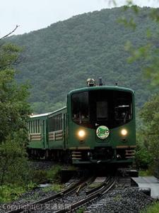 運転再開が決まった釧網線の観光列車「くしろ湿原ノロッコ」