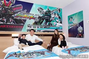「シンカリオンＺ　Ｅ５ヤマノテ＆ダークシンカリオン」ルームのイメージⒸプロジェクト　シンカリオン・JR-HECWK/超進化研究所Z・TX　Ⓒカラー（ホテルメトロポリタンエドモント提供）