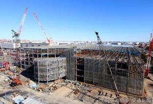 ７月の営業開始に向けて建設工事が進む東京レールゲートＥＡＳＴ（ＪＲ貨物提供）