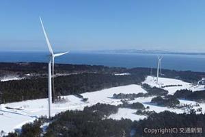 野辺地柴崎風力発電所の全景（ＪＲ東日本提供）