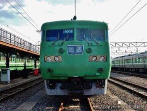 展示する１１７系電車（Ｔ１編成）＝京都鉄道博物館提供＝