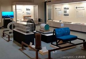 会場では鉄道各社局が実物の機器はじめ、貴重な各種資料を展示している（横浜市歴史博物館提供）