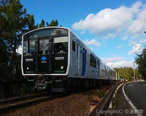 実証運転を行っている香椎線の列車（ＪＲ九州提供）