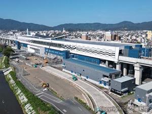 整備新幹線で最大規模となる敦賀駅の外観（鉄道建設・運輸施設整備支援機構提供）