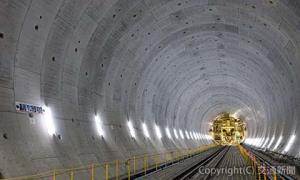 リニア中央新幹線工事では、都市部トンネルでの調査掘進を経て本格的な掘進を進める（写真は調査掘進が完了した第一首都圏トンネル東百合丘工区）＝ＪＲ東海提供＝