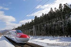 生物多様性実現の一環として取り組んでいる「鉄道林の管理」＝秋田県仙北市＝（ＪＲ東日本提供）