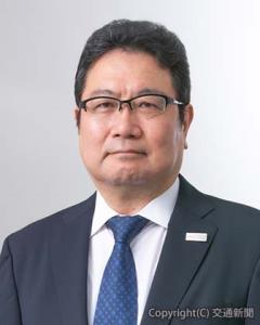 小山　佳延氏