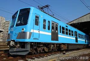 １００形電車（近江鉄道提供）