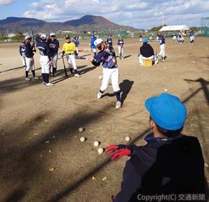 学童野球教室（ＪＲ四国提供）