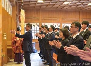 北九州市門司区の戸上神社を参拝し、今シーズンの必勝祈願を行った