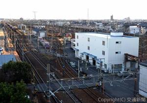 広大な稲沢駅の構内