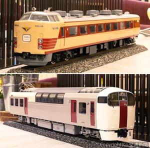 ㊤「国鉄４８５系特急形電車」と㊦「ＪＲ東日本２１５系電車」の鉄道模型（ホテルメトロポリタンさいたま新都心提供） 