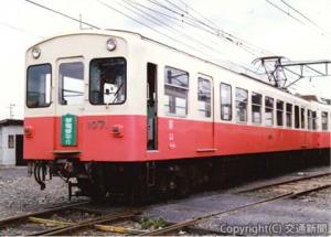 ファンタンゴレッド時代の１０７０形（高松琴平電気鉄道提供）