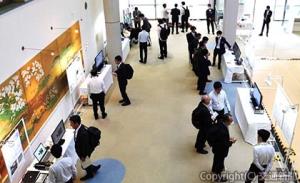「２０２５年度新商品説明会」（鉄道総研提供）