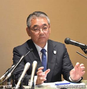抱負を語る倉坂社長