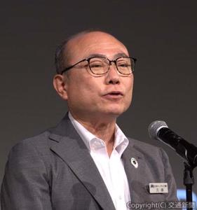あいさつする久保社長（日本リーテック提供）