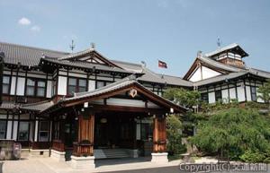 来年１月から大規模リニューアル工事に入る奈良ホテル（奈良ホテル提供）