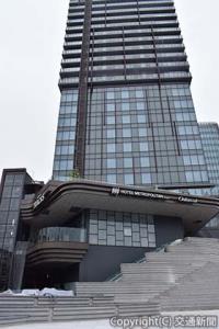 ＳＴＡＴＩＯＮ　ＰＬＡＺＡから見た「OIMACHI　TRACKS HOTEL & RESIDENCE TOWER」