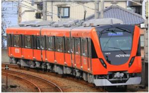 次世代型鉄道車両7000系（伊予鉄道提供）