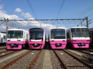 写真は左から8800形、80000形、N800形、8900形