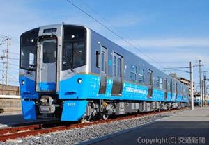 ６月に営業運転開始予定の３６００系量産先行車