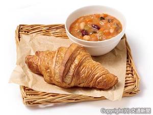 「選べるスープとクロワッサンセット」＝イメージ＝（ＪＲ東日本クロスステーションデベロップメントカンパニー提供）