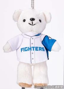 「マスコットベア・ドゥ（ファイターズユニフォームＶｅｒ．）」ⓒＨＮＦ（AIRDO提供）
