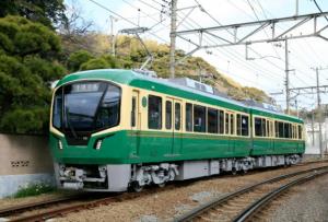 19日から営業運転を開始する「700形」（江ノ島電鉄提供）