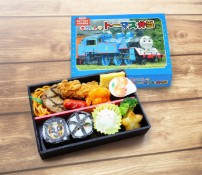 「きかんしゃトーマス弁当」のイメージ（大井川鐵道提供）