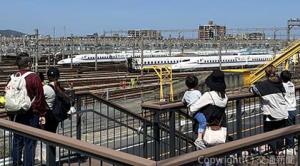 Ｒ西日本博多総合車両所が一望できる「新幹線の見える丘」展望施設