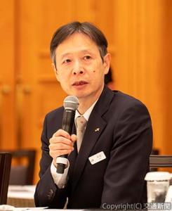 本年度の取り組み姿勢を語る丹羽社長（ＪＲ東海提供）