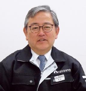 松岡俊宏館長