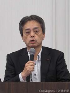 講話する古宮社長
