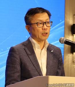 あいさつする阿部社長（ＪＲ東日本ビルテック提供）