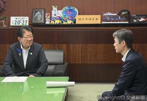 ＪＲ東海の丹羽俊介社長は22日、東京都千代田区の国土交通省で金子恭之国土交通大臣と面会した
